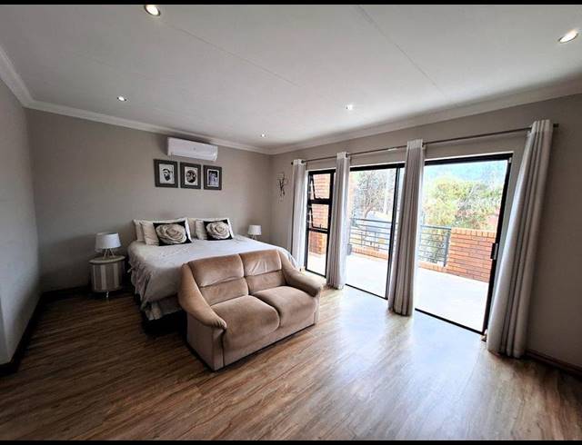 3 BEDROOM DUPLEX FOR SALE IN BRACKENHURST